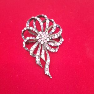 Elegant Gunmetal and Pink Bow Brooch